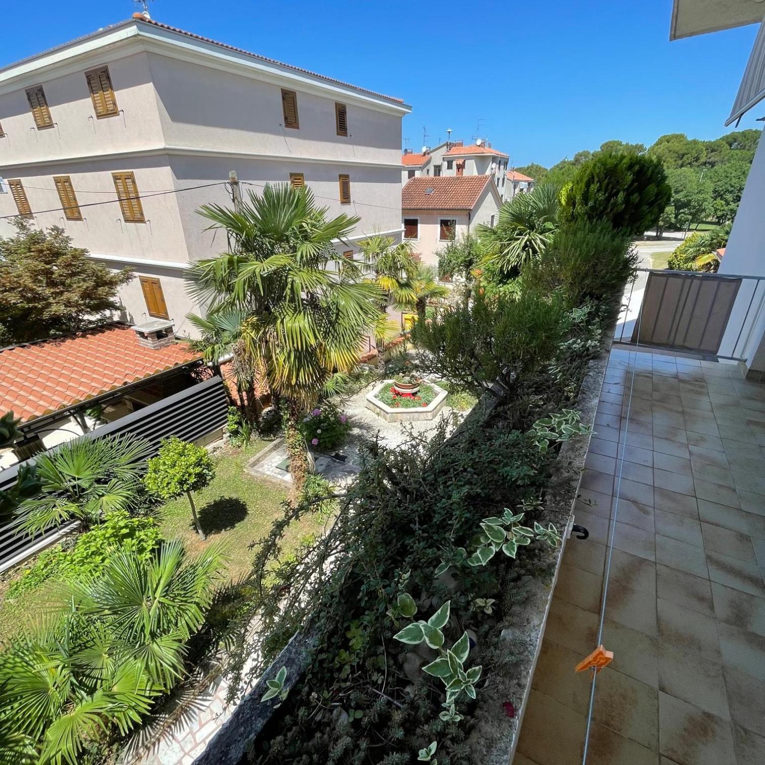 Apartments Lori Пореч Экстерьер фото